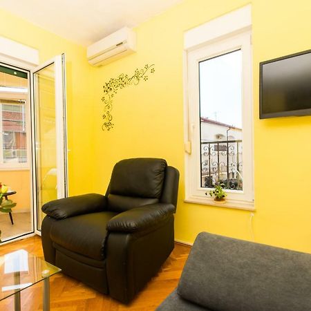 Apartman Ruza Apartamento Trogir Exterior foto